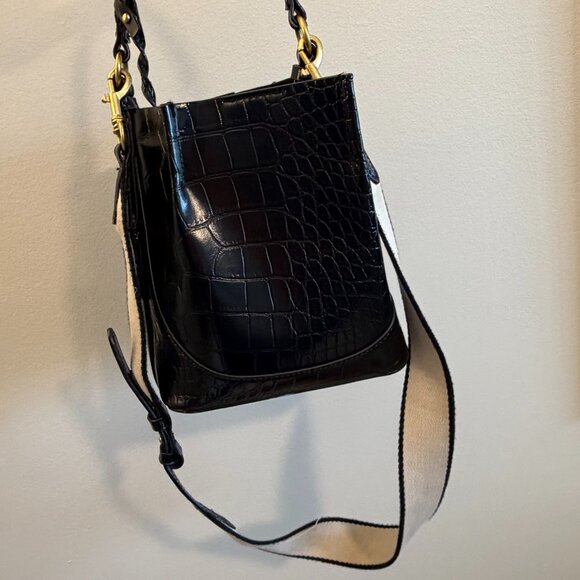 Zara Bucket Bag - Picture 5 of 13